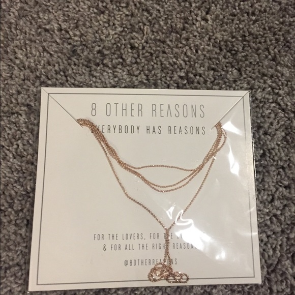 Jewelry - LAST CHANCE!! Rose gold chain
